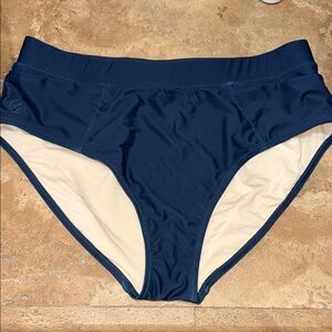 NANI SWIM BOTTOMS SIZE XL NAVY BLUE